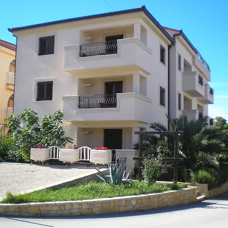 Casa Del Sol Apartment *