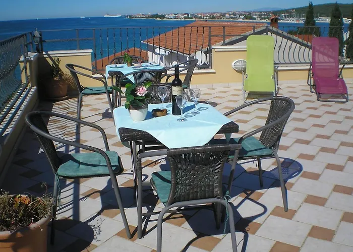 Casa Del Sol 아파트